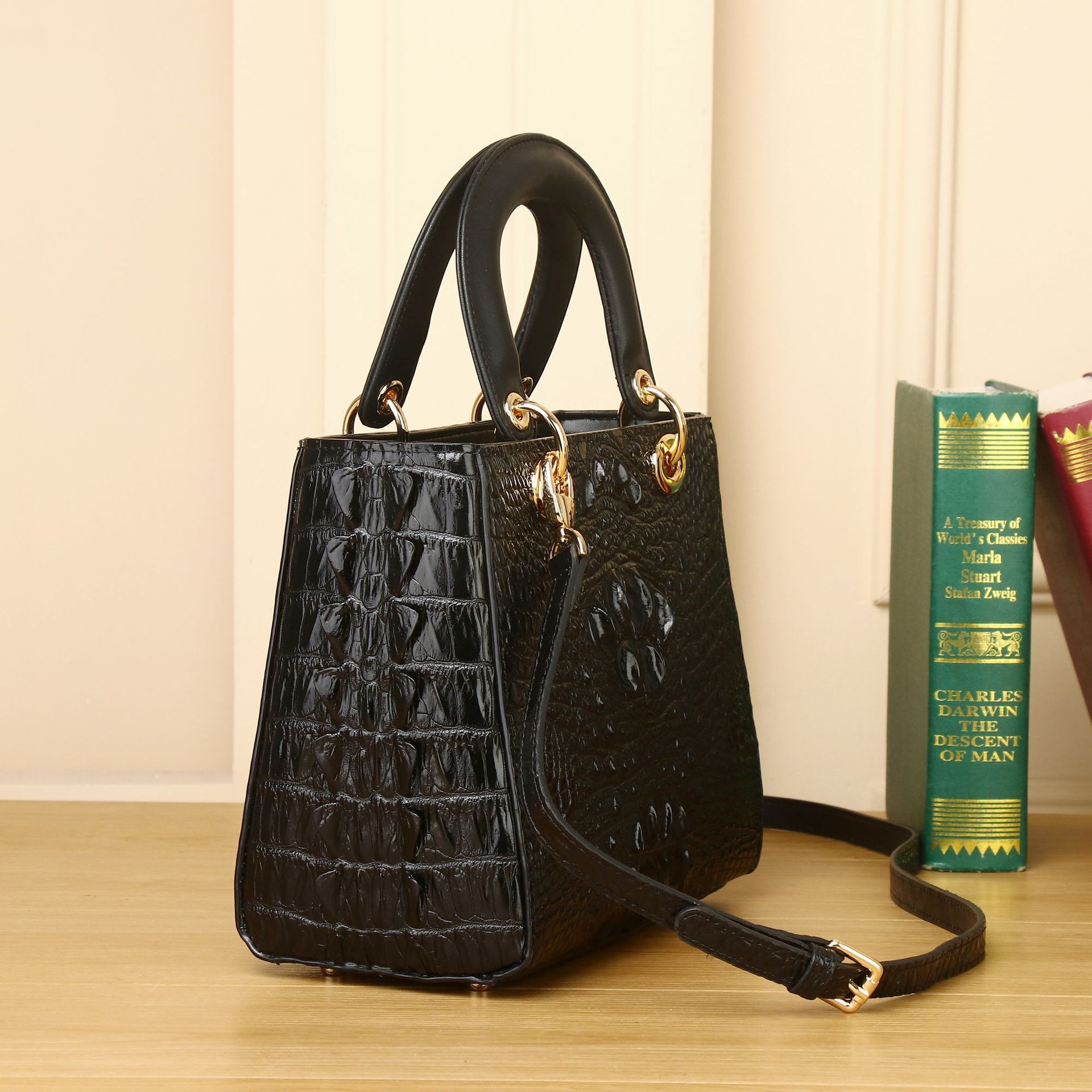 New Crocodile Pattern Luxury D - Interior Design High End 评论和价格