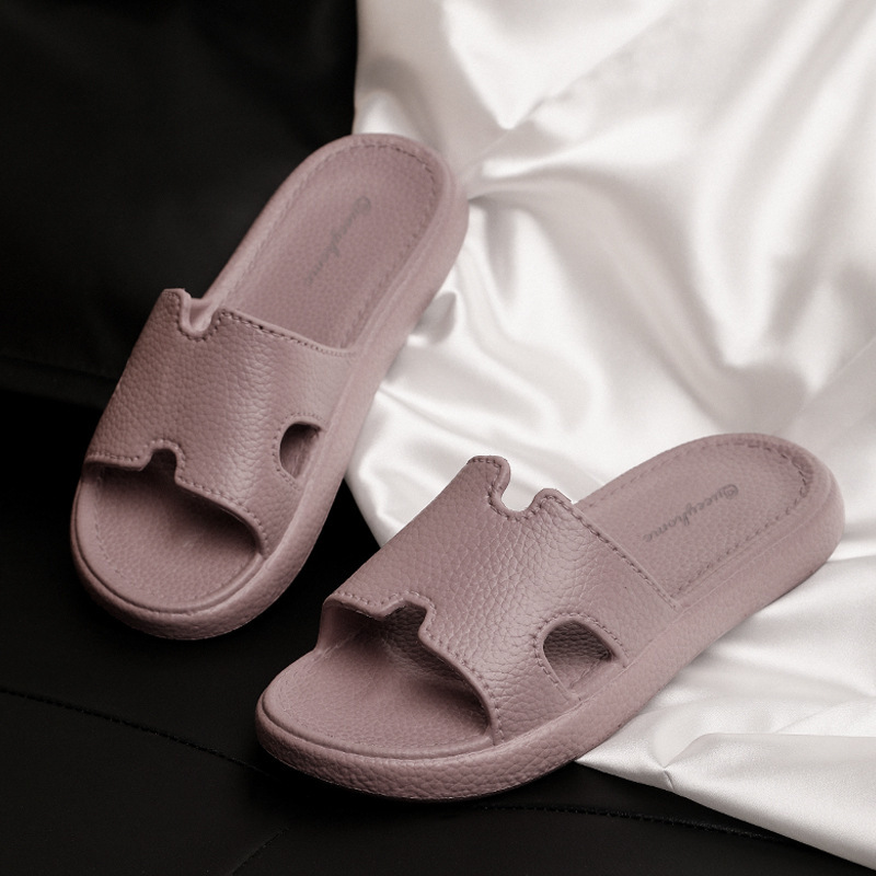 Women EVA Slippers Non Slip Ba - Throw Pillow 评论和价格